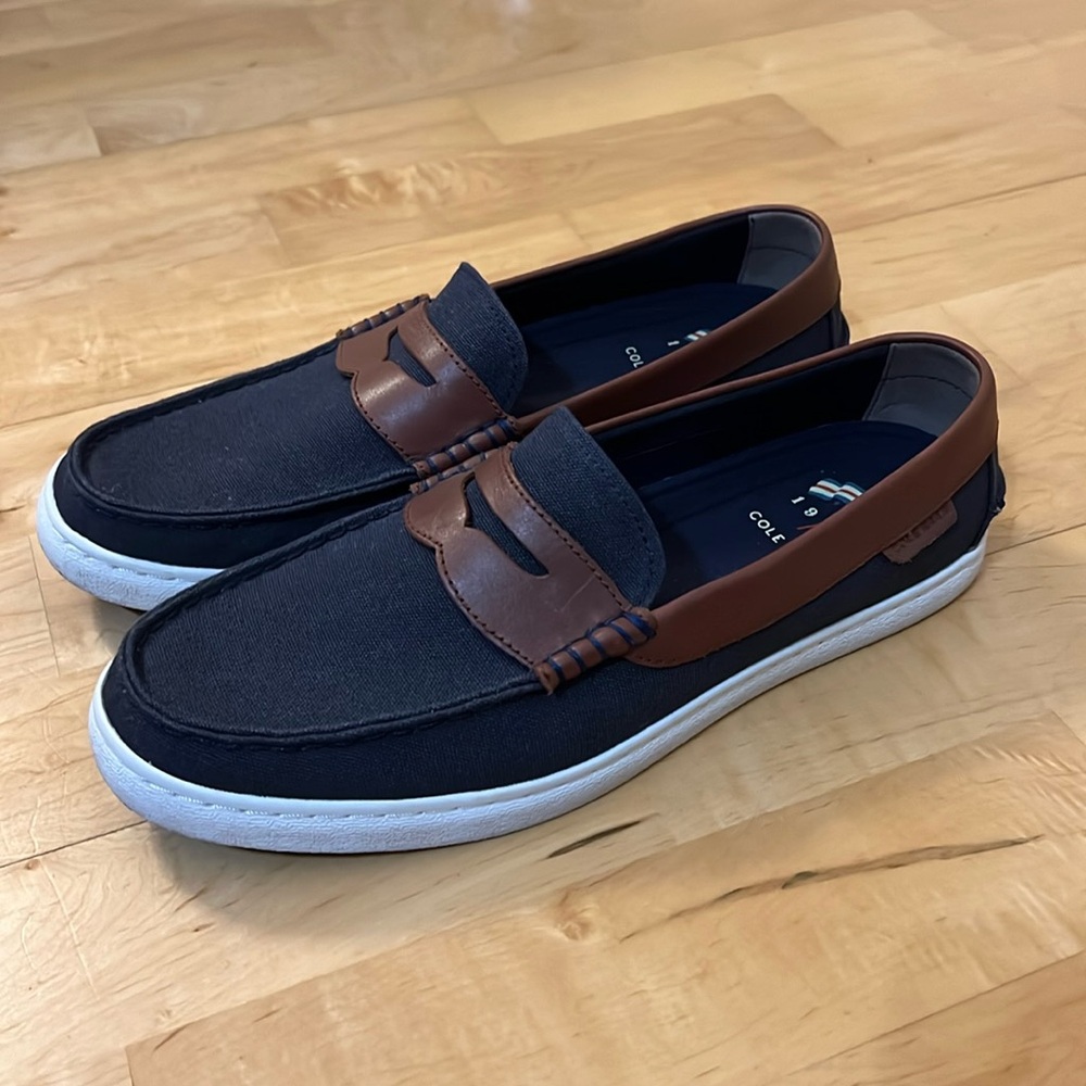 Cole Haan loafer size 9.5 M